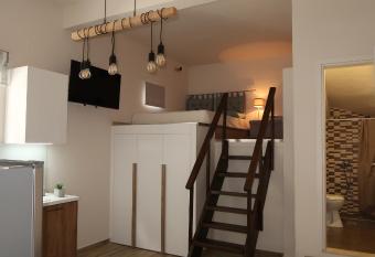 Cozy apartment near the city centre allows 18 year olds to book a room