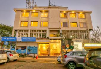 Hotel Centre Park Bhopal has Balcony rooms