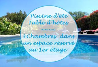 Chambres d H  tes et Table d H  te Vegan Les Jardins de la Meyne allows 18 year olds to book a room
