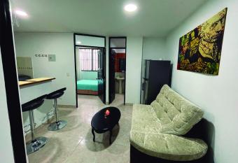 C  modo y hermoso apartamento bien ubicado allows 18 year olds to book a room