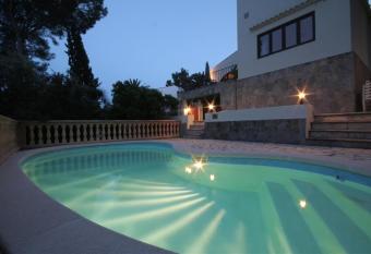 Casa Solana has Smoking/Balcony rooms