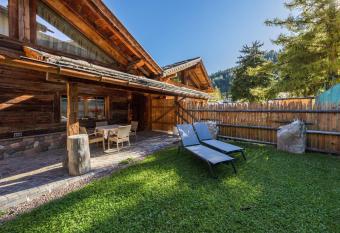 Chalet Catinaccio Rosengarten 18 has Balcony rooms