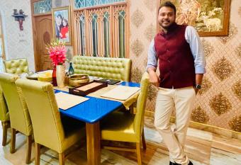 Krishna Kunj has Balcony rooms