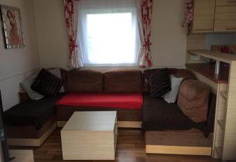 3 Bedroom Holiday Home at Siblu has Balcony rooms