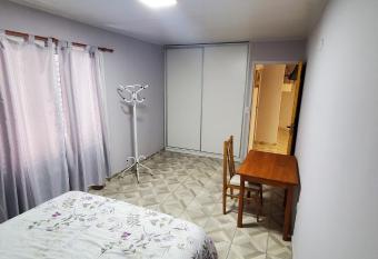 La Bicicleta has Balcony rooms