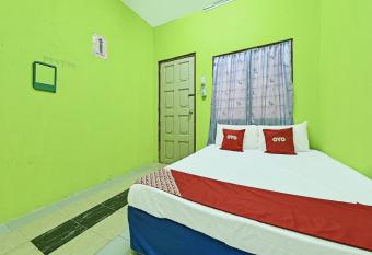 OYO 90454 Haza Harmoni Guesthouse allows 18 year olds to book a room