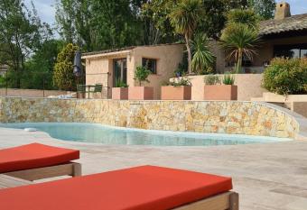 Villa Martinus has Balcony rooms