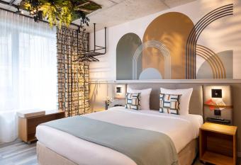 La Belle Ville has Balcony rooms