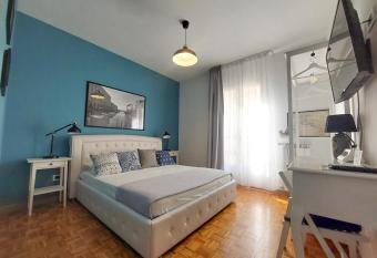 MyWay Trieste Rooms allows 18 year olds to book a room