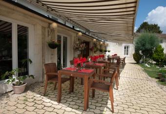 Hotel Karina has Balcony rooms