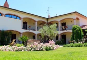 Agriturismo Vecchio Imposto has Balcony rooms
