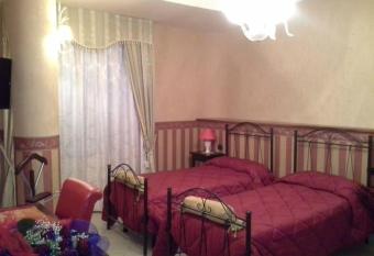 B&B VILLA BELLA has Balcony rooms