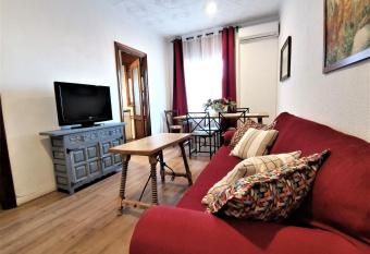 Casa Cervantes Toledo has Balcony rooms