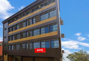 Flagship Oxy Lake View allows 18 year olds to book a room