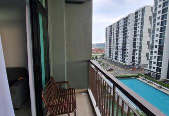 Yara s Homestay at Desaru Utama Residence has Balcony rooms