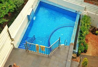 Dibs On Blue Vagator has Balcony rooms