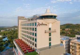 Radisson Hotel Nathdwara has Balcony rooms