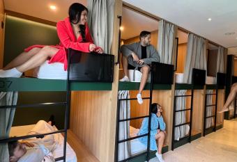 The Boc Hostels - City Albergue Juvenil allows 18 year olds to book a room