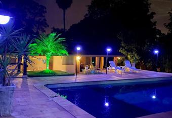 Ch  cara PALOMA has Balcony rooms