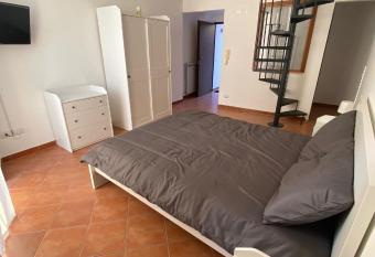 Bed and breakfast Civico 36 has Balcony rooms