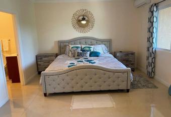 My Palm Retreat allows 18 year olds to book a room