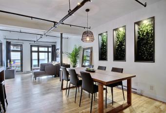 Le Gentleman // Downtown spacious condo allows 18 year olds to book a room