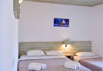 Meltemi apartment by opus has Balcony rooms