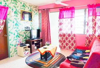 Mutiara Court Homestay affordable 3 bedroom furnished & Wifi has Balcony rooms