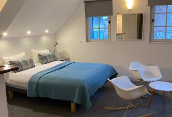 Studio 3 allows 18 year olds to book a room