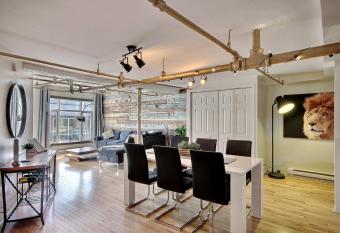 Lion's Den // Spacious 1500 sqft (2 WC) - Downtown allows 18 year olds to book a room