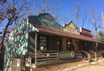 The General Store Charming Suite Themed 1890s Acorn Hideaways has Balcony rooms