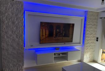 Superbe appartement proche la mer dans une r  sidence calme has Balcony rooms