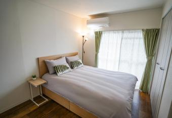 stay s                     304    has Balcony rooms