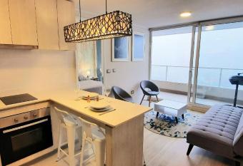 Acogedor departamento en Costas de Montemar has Balcony rooms