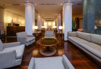 Hotel Igea allows 18 year olds to book a room