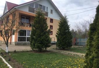 Cazare ieftina has Balcony rooms