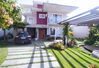 Casa Luxo: Piscina, Churras, Sinuca e Cinema - 300m da Praia has Balcony rooms