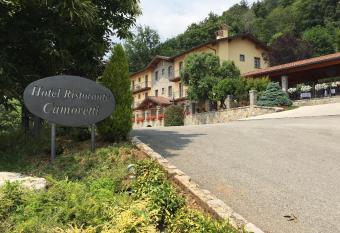 Hotel Camoretti has Balcony rooms