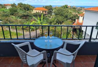 Scenic Comfort D has Balcony rooms