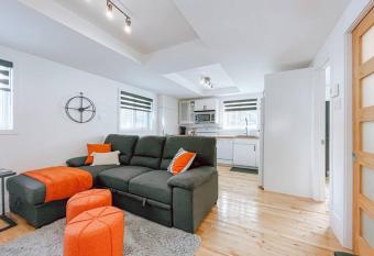 Complexe LIVTremblant by Gestion ELITE - LIV5 allows 18 year olds to book a room