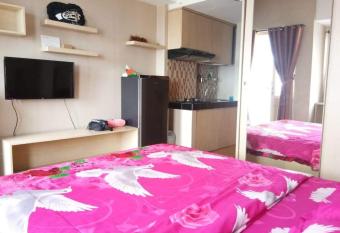 Fabyan room rent has Balcony rooms