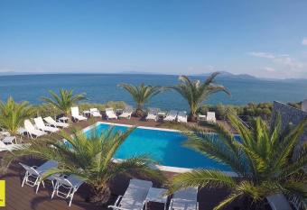 Tokalis Boutique Hotel & Spa has Balcony rooms