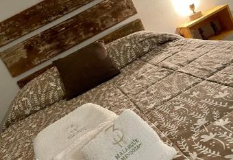 3H MALARG  E Monoambiente allows 18 year olds to book a room