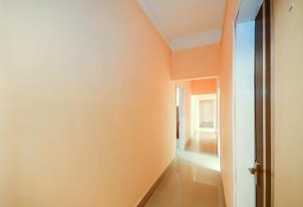 Flagship 75049 Manmohan Enclave allows 18 year olds to book a room