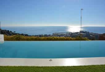 Villa Sitges Bianca has Balcony rooms
