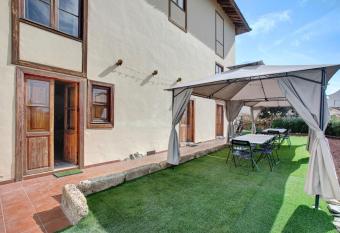 La Casa Inglesa Vilaflor allows 18 year olds to book a room