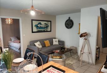 L escale N  13 :Appartement standing dans r  sidence allows 18 year olds to book a room