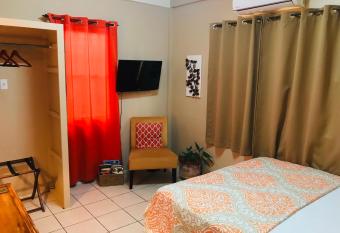 City Garden Apartment has Balcony rooms