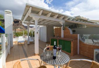 Amarre Port has Balcony rooms
