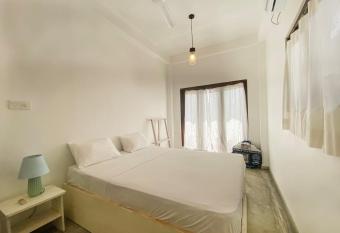 Dimuthu Home has Balcony rooms